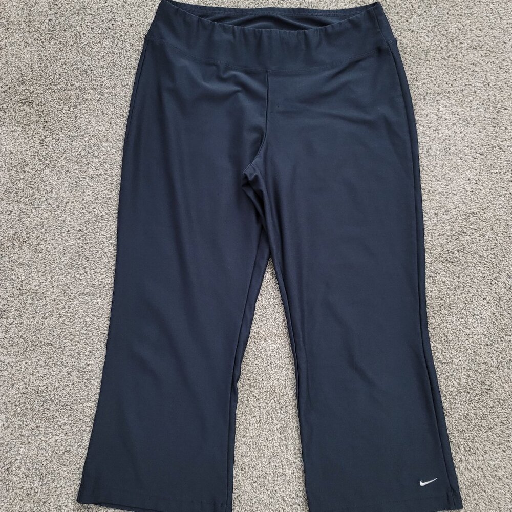Nike Black Retro Capris Wide Leg Yoga Pants Medium